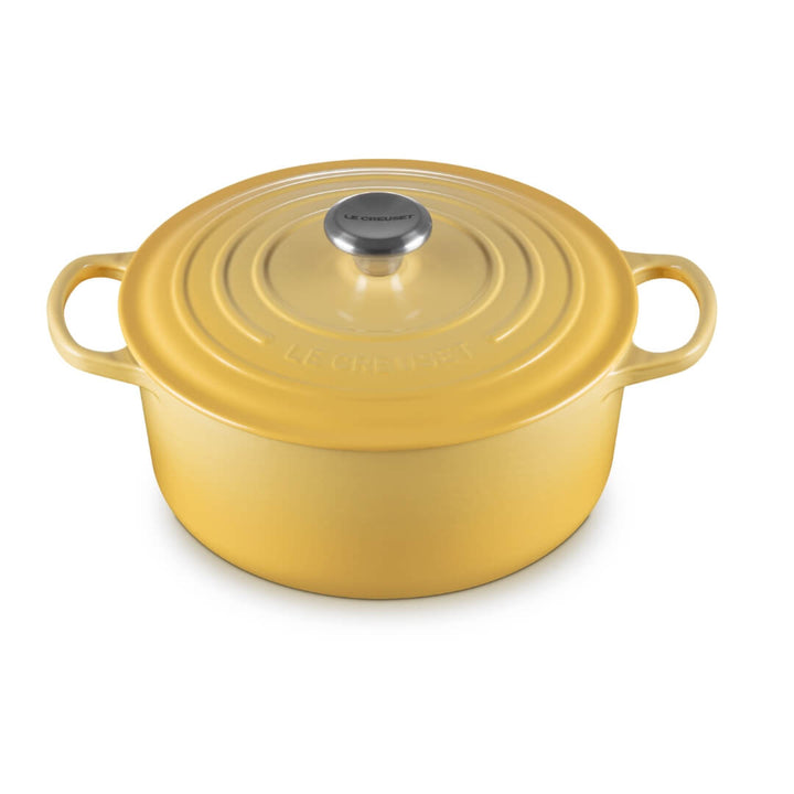 Le Creuset Signature Round Casserole Camomille