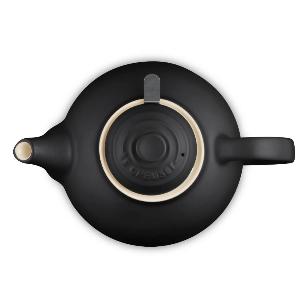 Le Creuset Classic 1.3L Teapot Satin Black