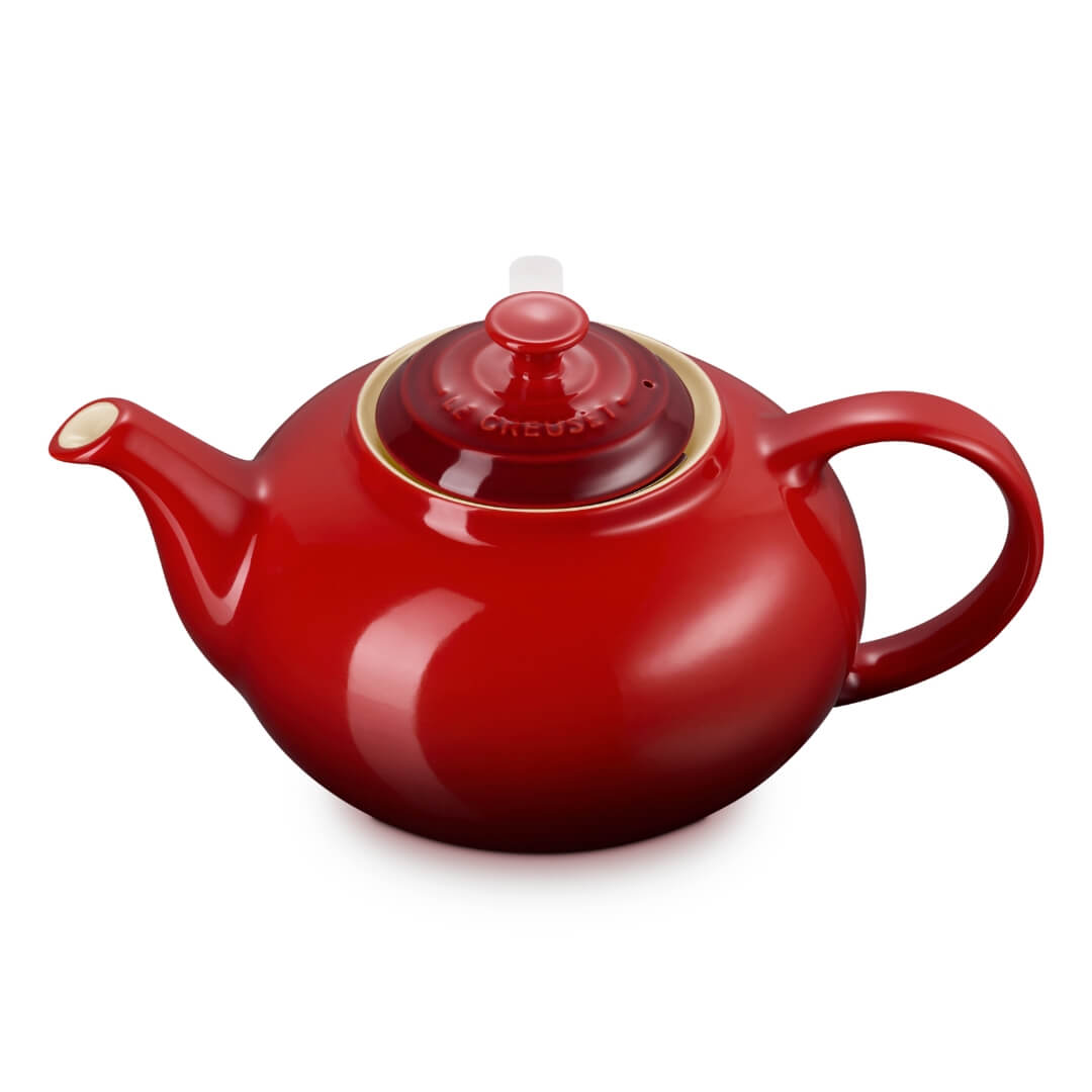 Le Creuset Classic 1.3L Teapot Cerise