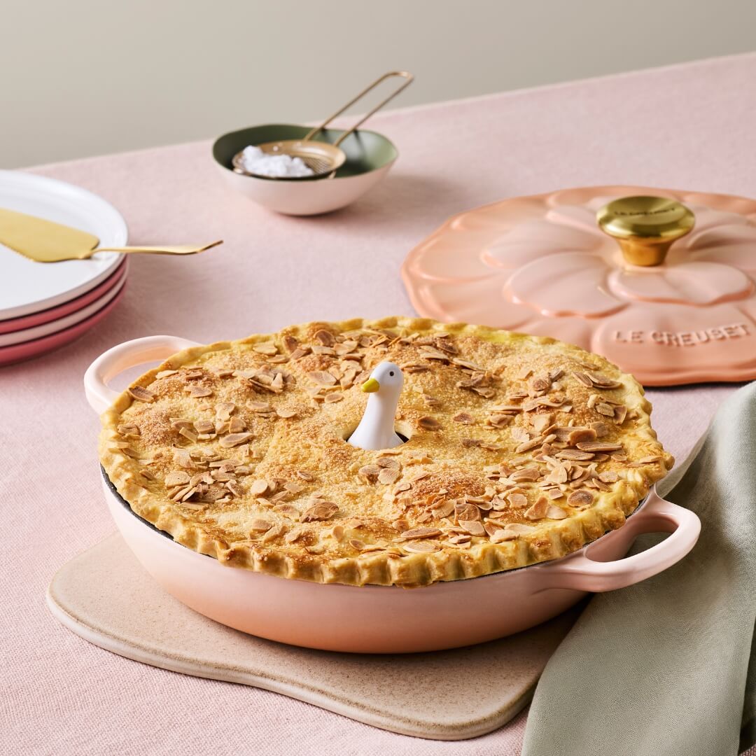 Le Creuset Pie Duck White