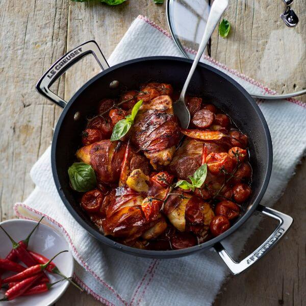 Le Creuset Toughened Non-Stick Shallow Casserole with lid