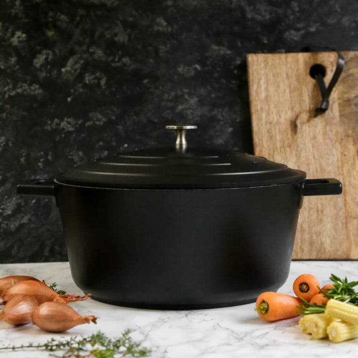 Mastercraft Cast Aluminium Round Casserole Black