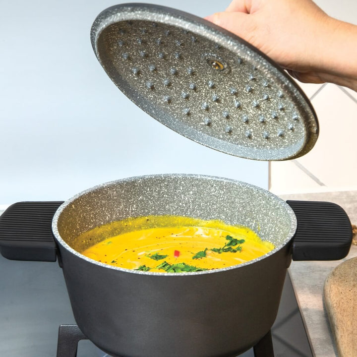 Mastercraft Cast Aluminium Round Casserole Black