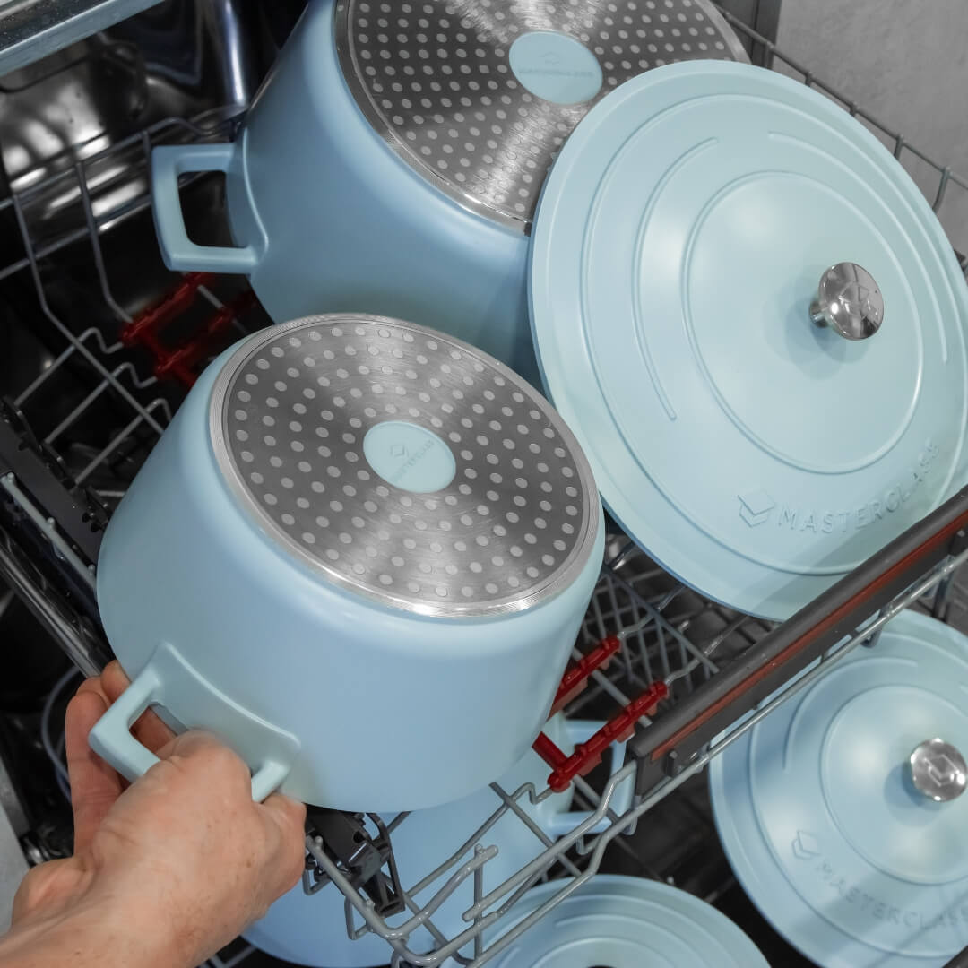 Mastercraft Cast Aluminium Round Casserole Sky Blue