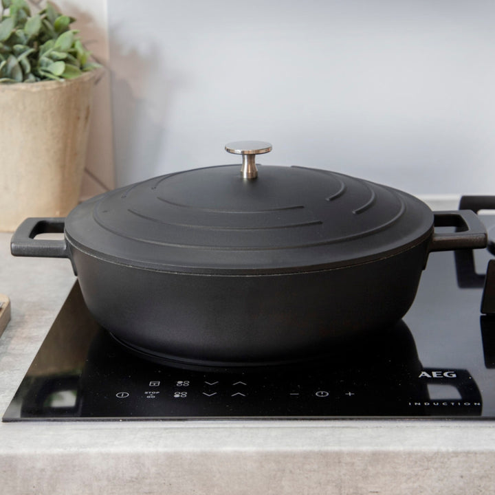 Mastercraft Cast Aluminium Shallow Casserole Black