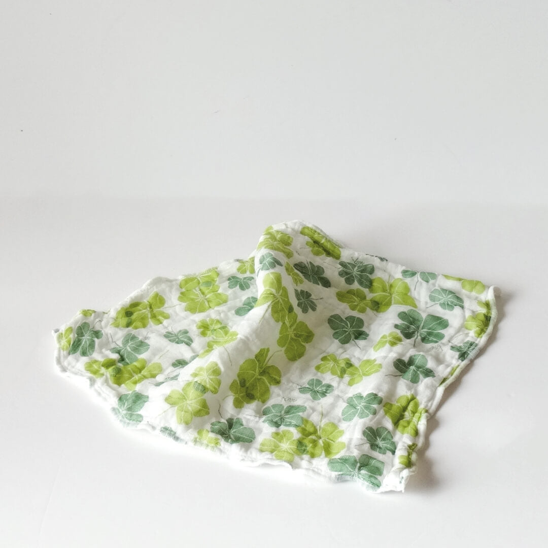 Shirayuki Clover in Wakaba Dishcloth