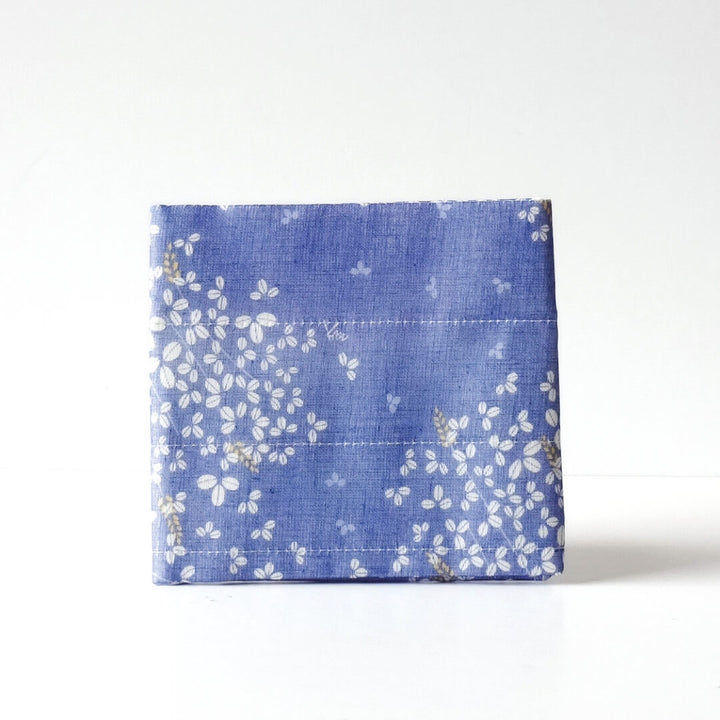 Shirayuki Hagi in Indigo Dishcloth