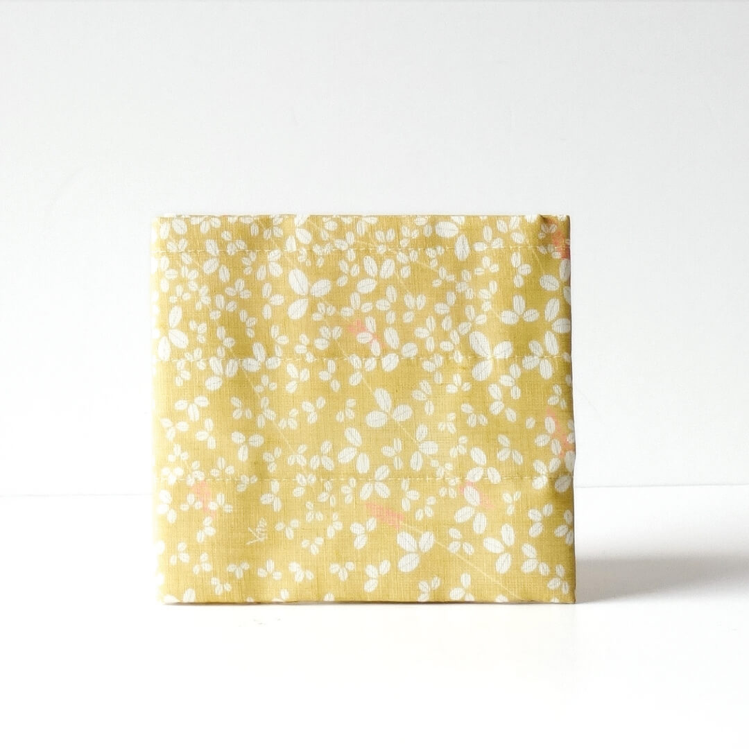 Shirayuki Hagi in Nashi Dishcloth
