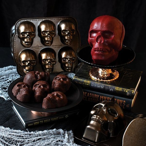 NordicWare Haunted Skull Cake Pan