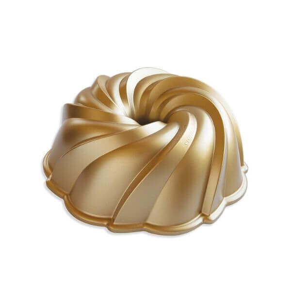 NordicWare Swirl Bundt Cake Pan