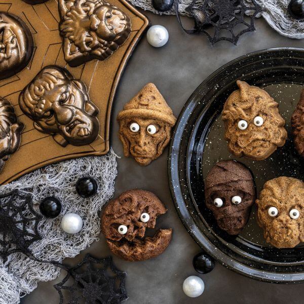 NordicWare Monster Mask Cakelet Pan