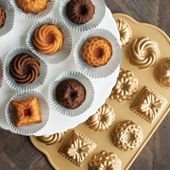 Nordic Ware Charms Bundlette Pan