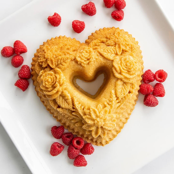 NordicWare Floral Heart Bundt Pan 6cup