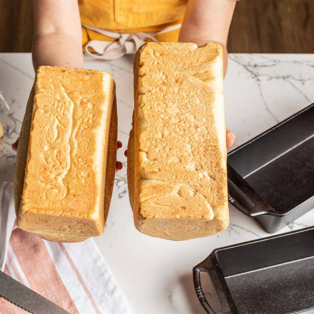 Lodge Cast Iron Loaf Pan 25x13cm