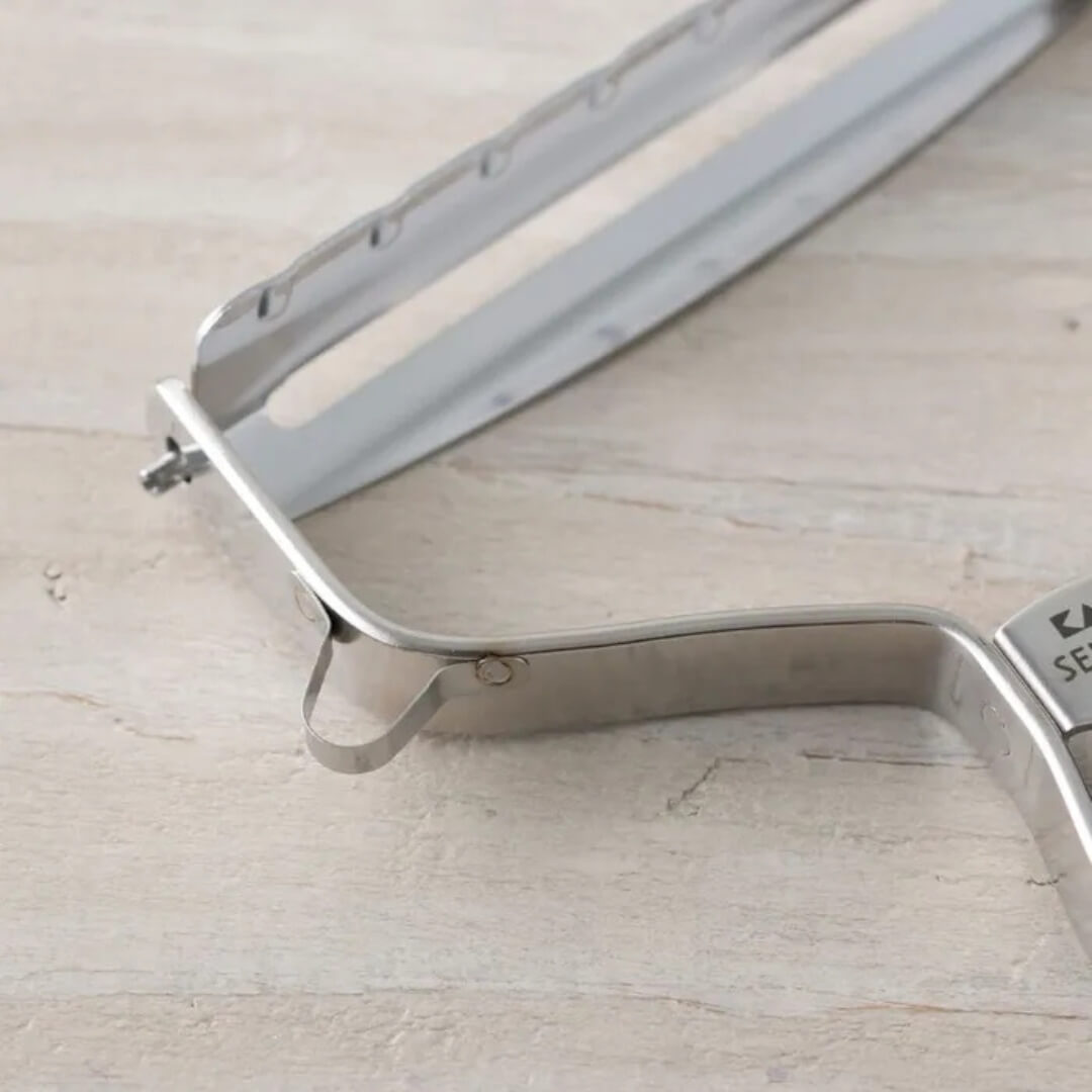 Kai Select 100 S/S Wide T Peeler