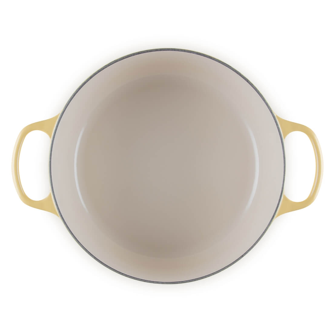 Le Creuset Signature Round Casserole Camomille