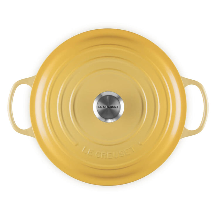 Le Creuset Signature Round Casserole Camomille