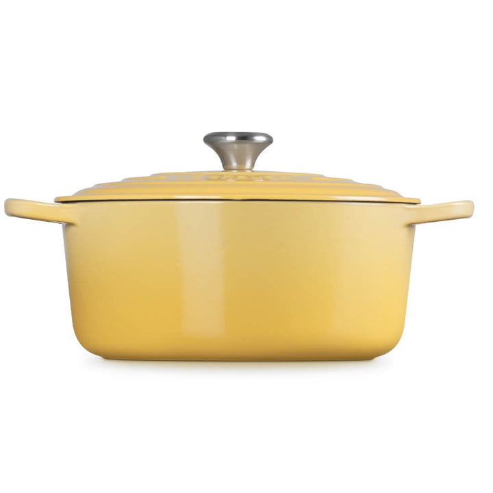 Le Creuset Signature Round Casserole Camomille