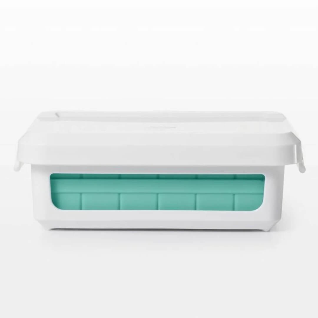 OXO Good Grips Small Cubes Ice Cube Tray