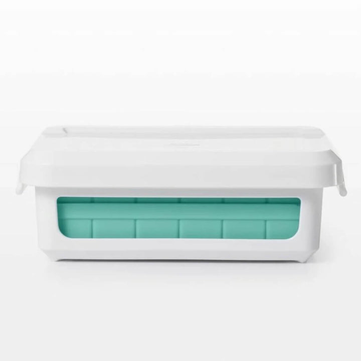 OXO Good Grips Small Cubes Ice Cube Tray