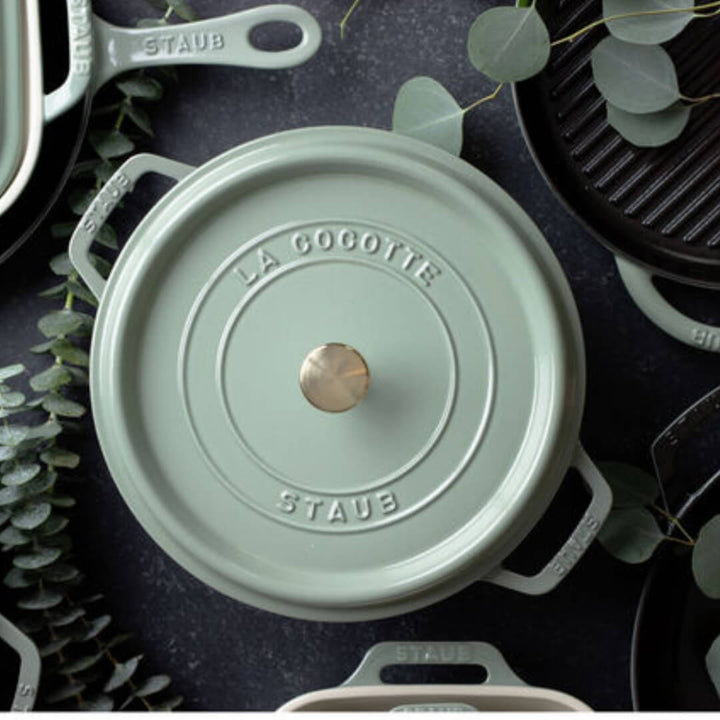 Staub Round Cocotte Eucalyptus