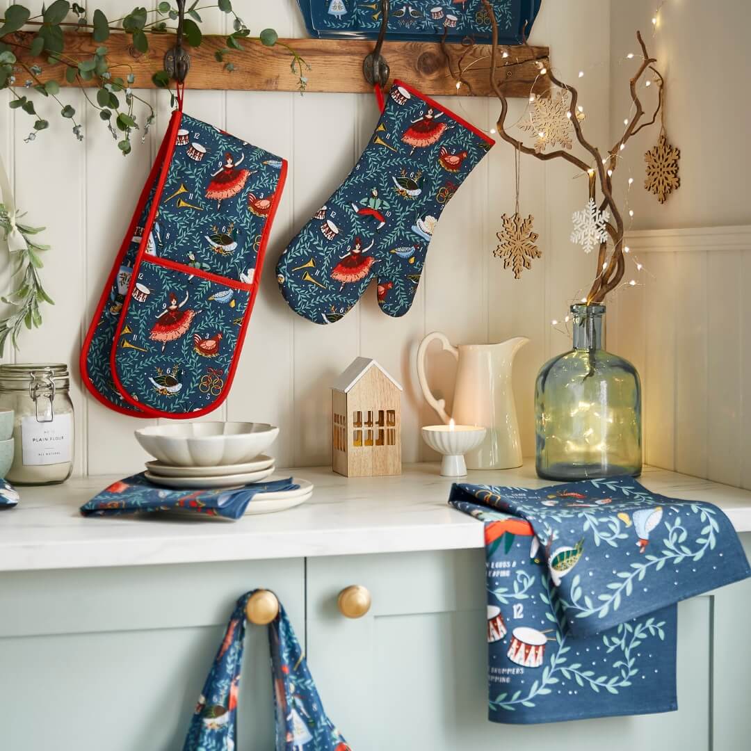 Ulster Weavers 12 Days of Christmas Cotton Apron