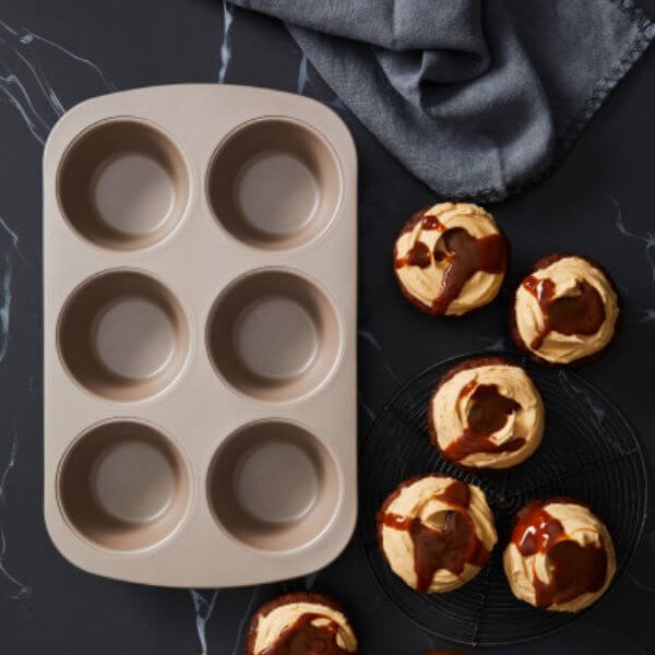 Ceramabake Non-Stick Texas Muffin Pan 6cup