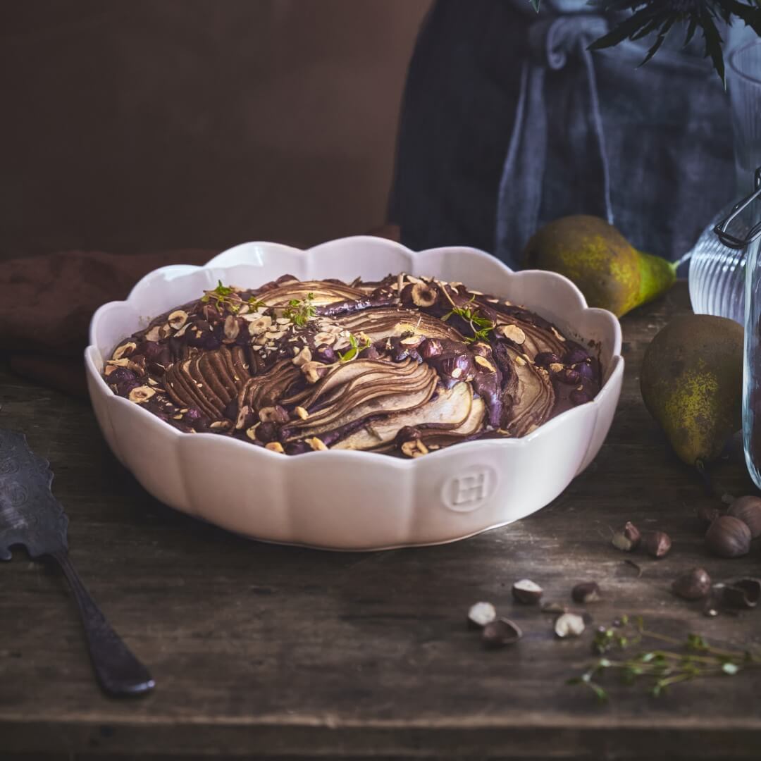 Emile Henry Madeleine Round Dish Clay