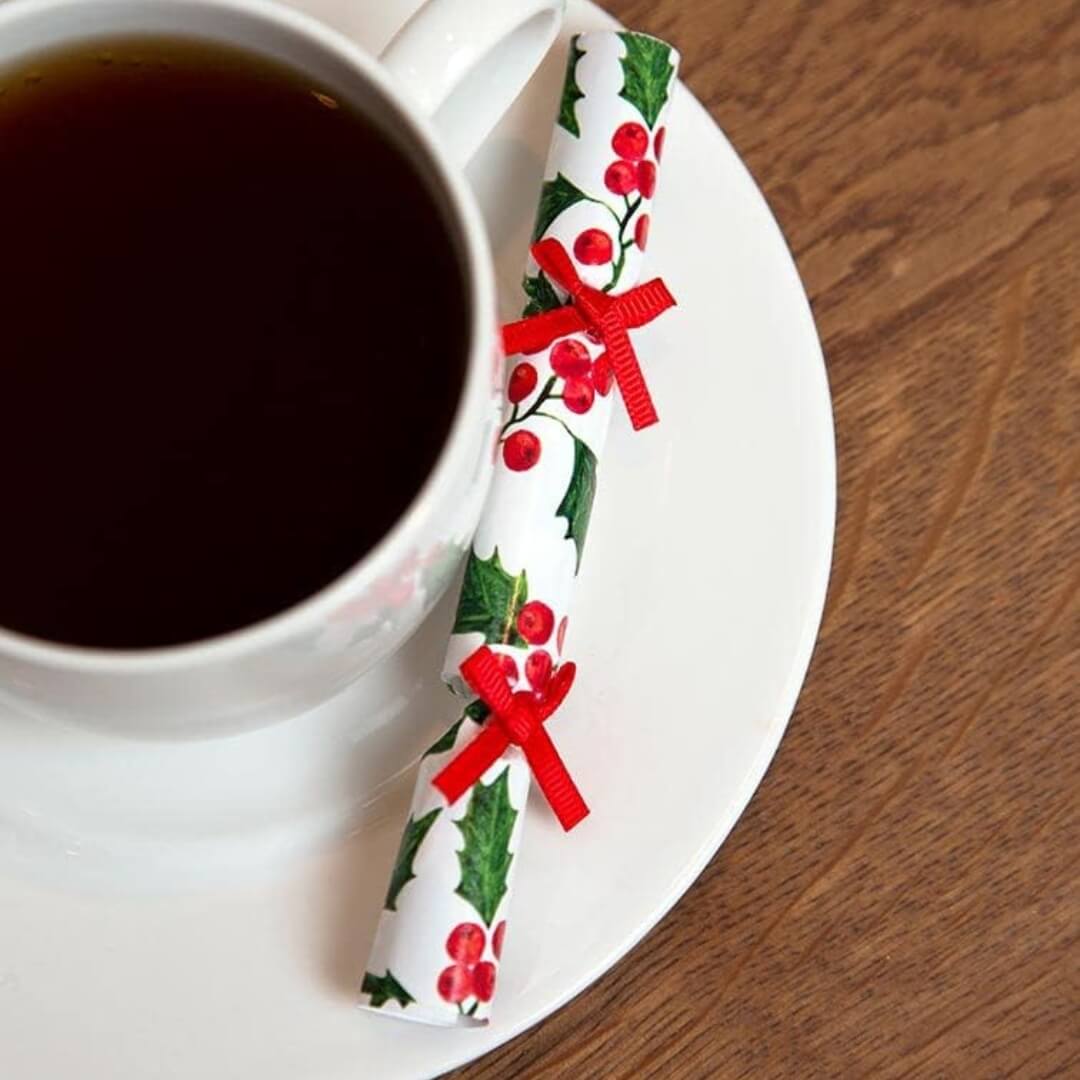 Talking Tables Holly Christmas Saucer Crackers 8pk