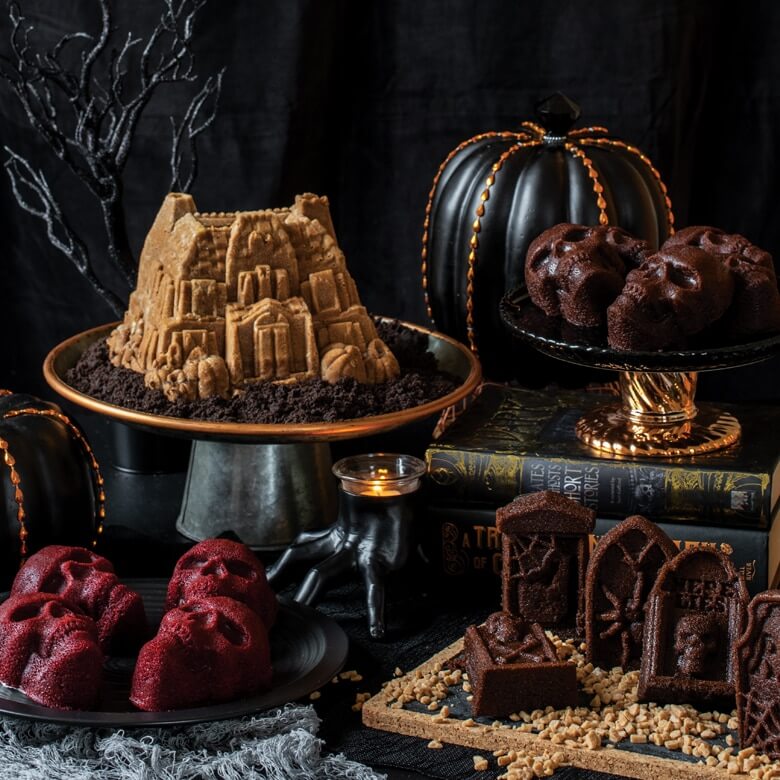 NordicWare Haunted Skull Cake Pan