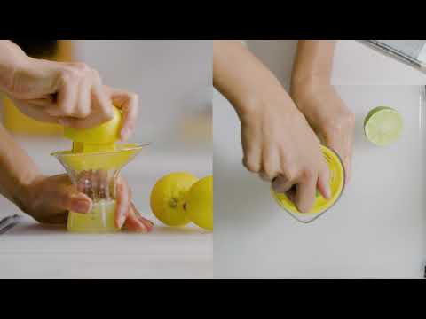 OXO Good Grips Small Citrus Juicer