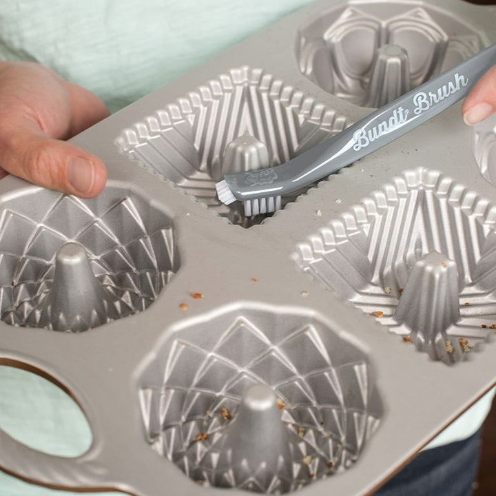 NordicWare Ultimate Bundt Cleaning Tool