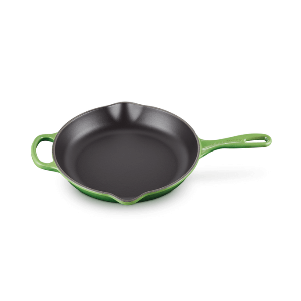 Le Creuset Signature 26cm Cast Iron Skillet