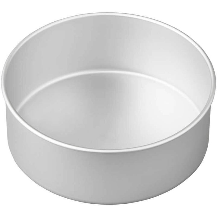 Wilton Decorator Preferred Round Cake Pans