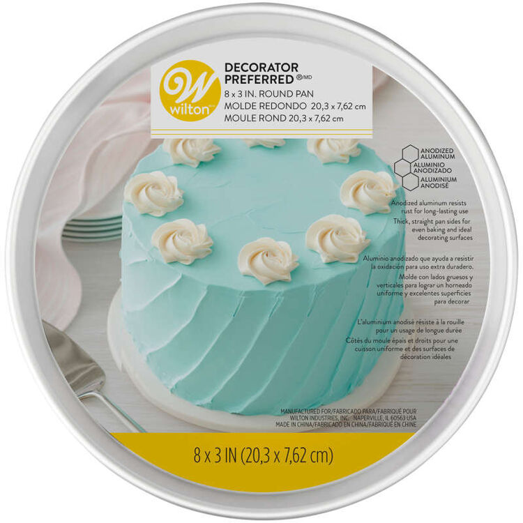Wilton Decorator Preferred Round Cake Pans