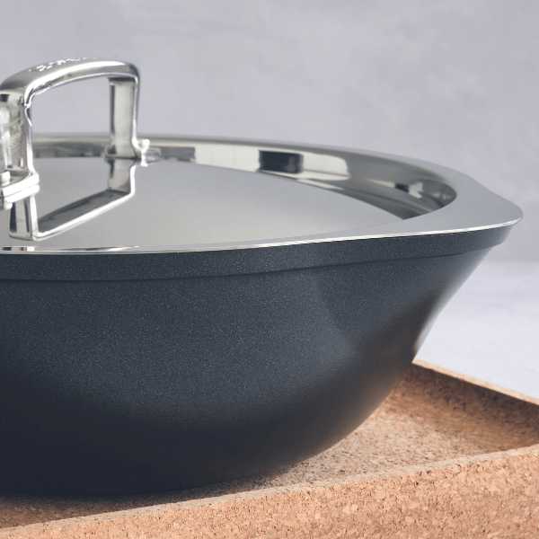 Le Creuset Toughened Non-Stick Chef's Pan 24cm