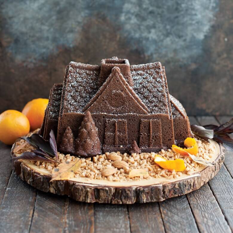 NordicWare Gingerbread House 9cup Cake Pan