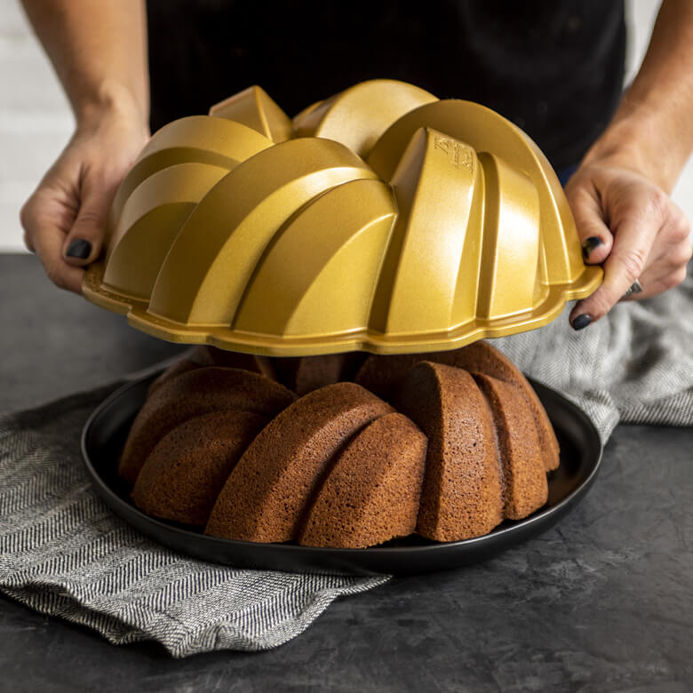 NordicWare 75th Anniversary Braided 10cup Bundt Pan