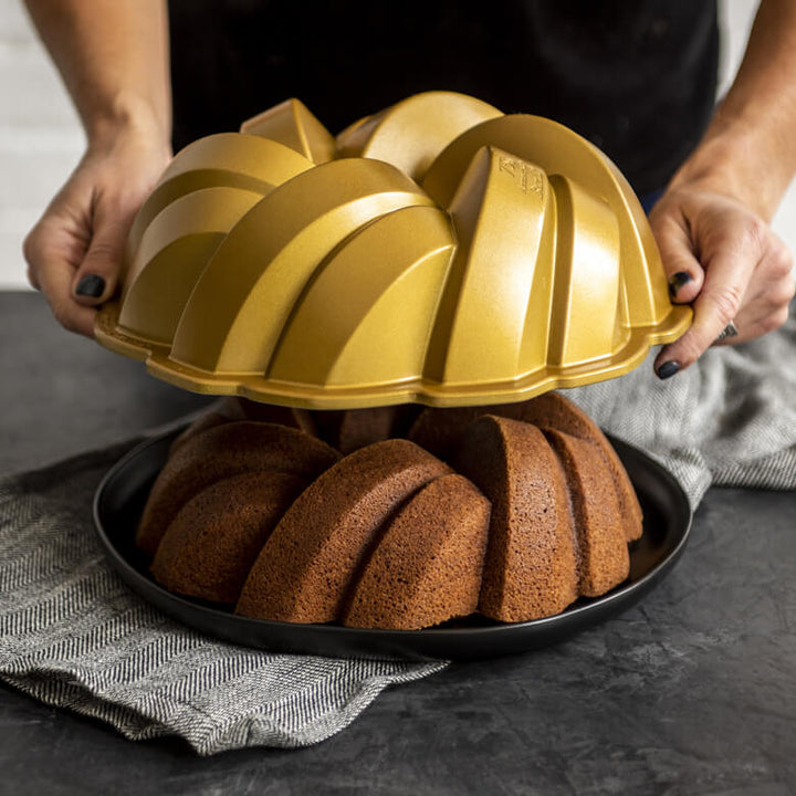 NordicWare 75th Anniversary Braided 10cup Bundt Pan
