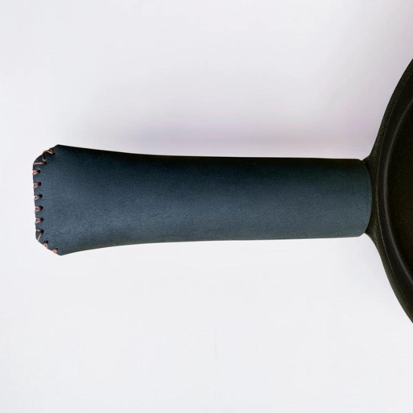 IronClad Leather Pan Snug
