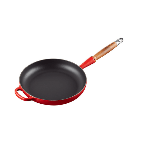 Le Creuset Classic Frypan 26cm with wooden handle
