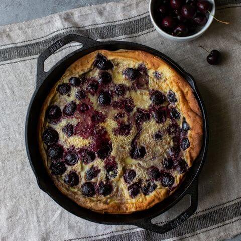 Lodge Dual Handle Pan