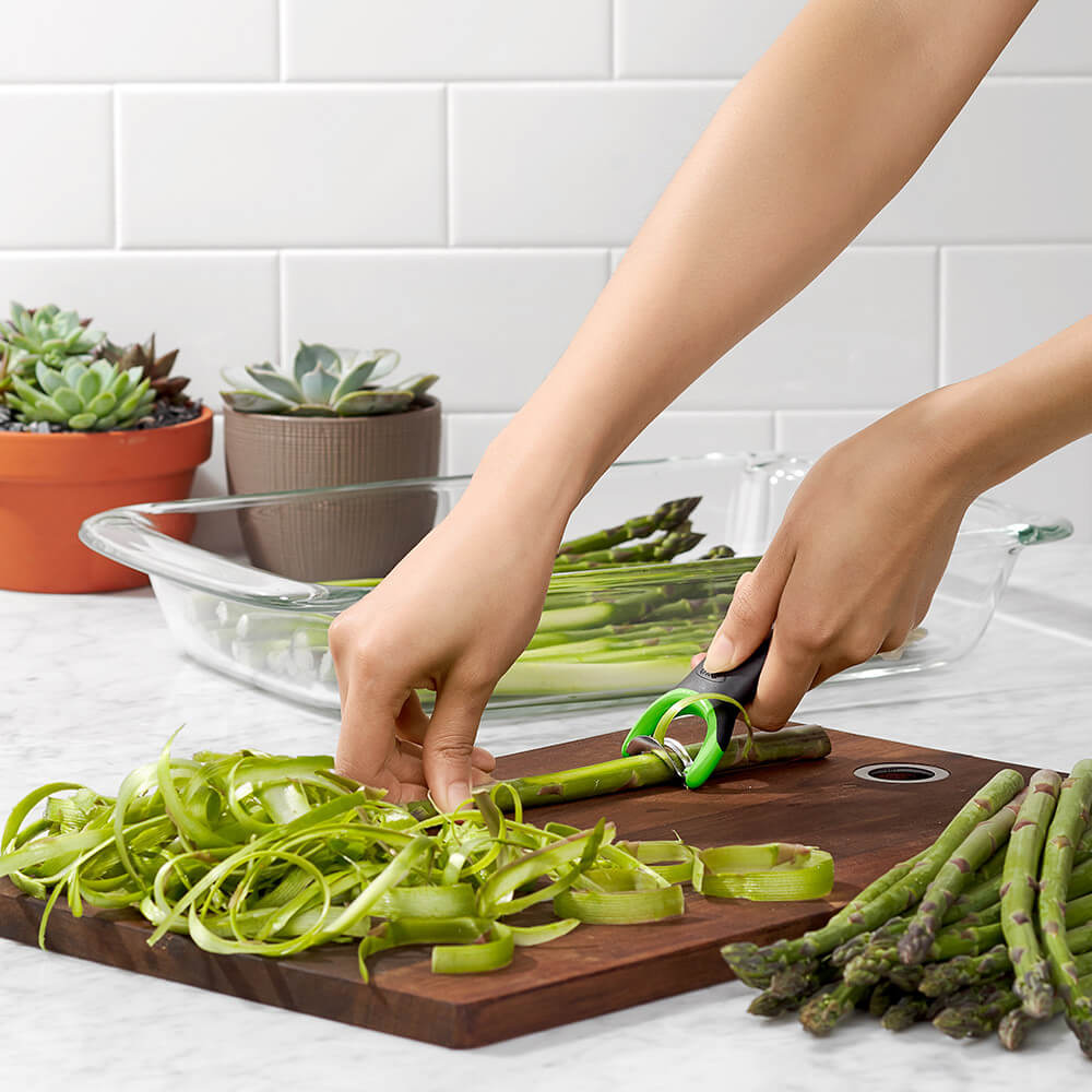 OXO Good Grips Asparagus Peeler