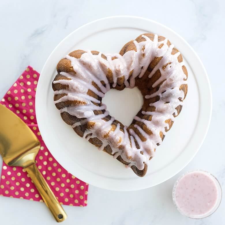 NordicWare Elegant Heart Bundt Pan